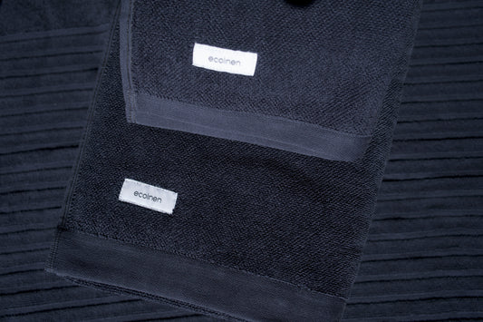 What makes a towel absorbent?