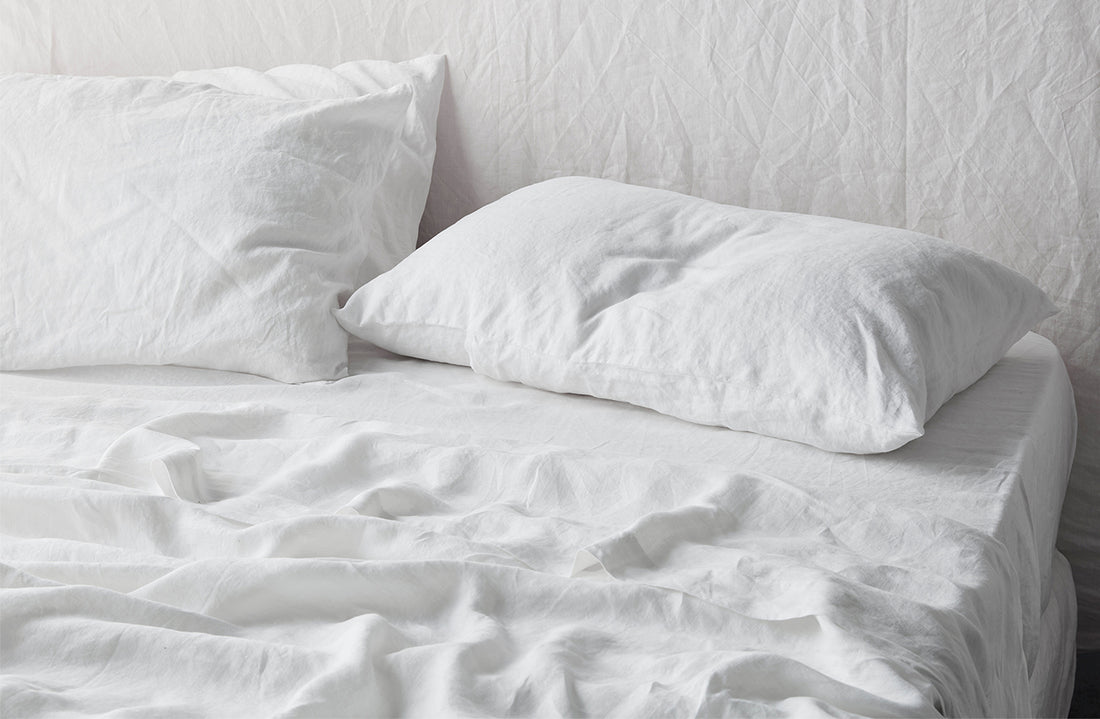 In today's world with over 80% of Australian homes shopping online, sustainability is more important than ever. One area where we can make an impact is the quality of our bedding choices and care.