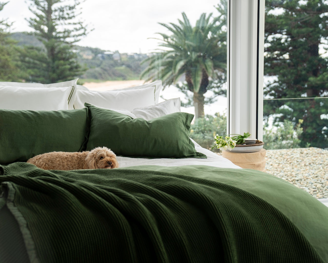 ecoLinen Linen Tailored Green with Ronnie